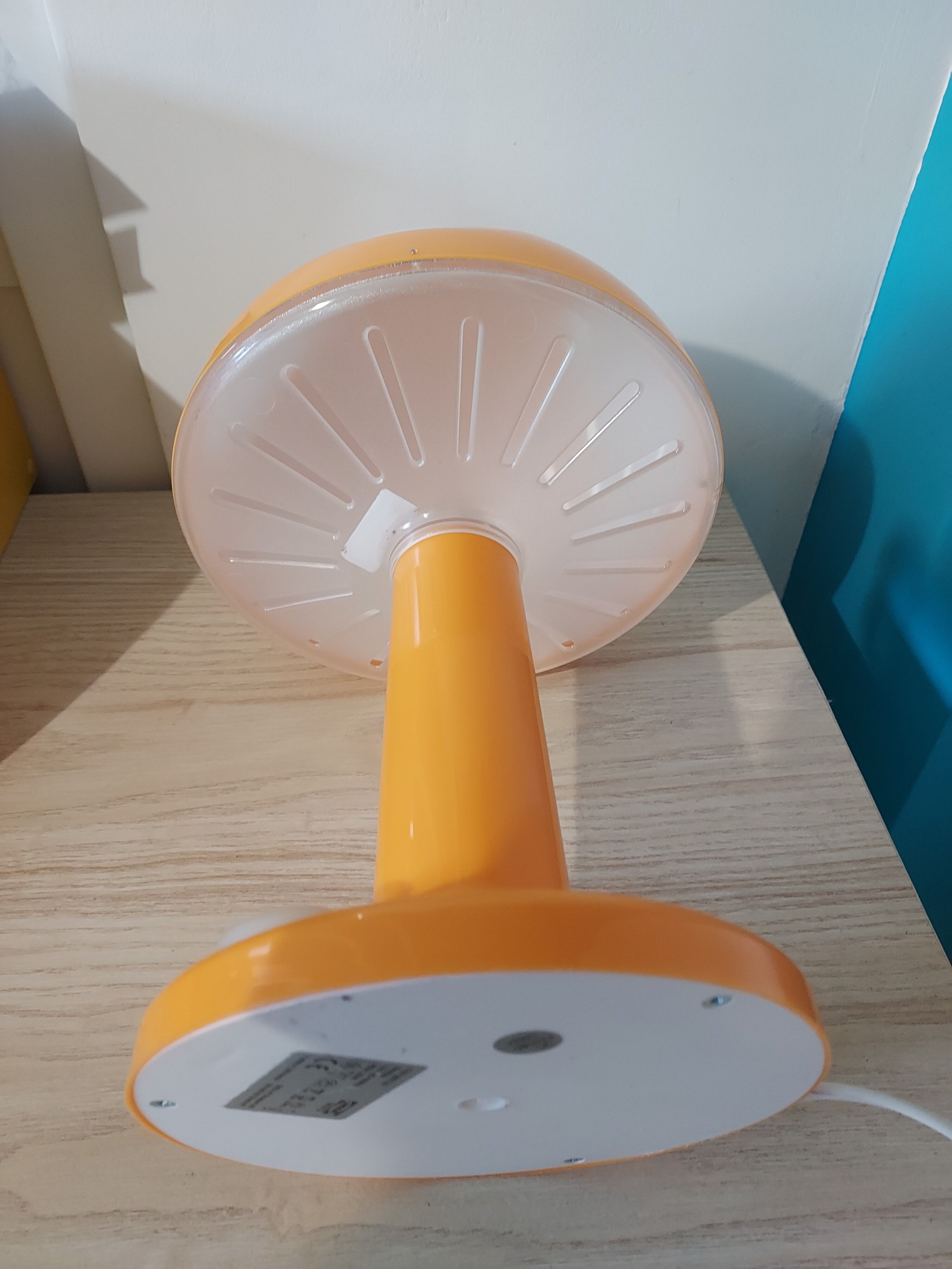 Orange ikea Skojig lamp
