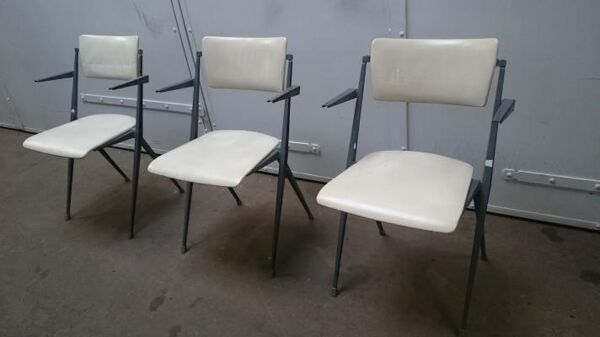 White pyramid chairs by Wim Rietveld for Ahrend de Cirkel, 1964, set of 3
