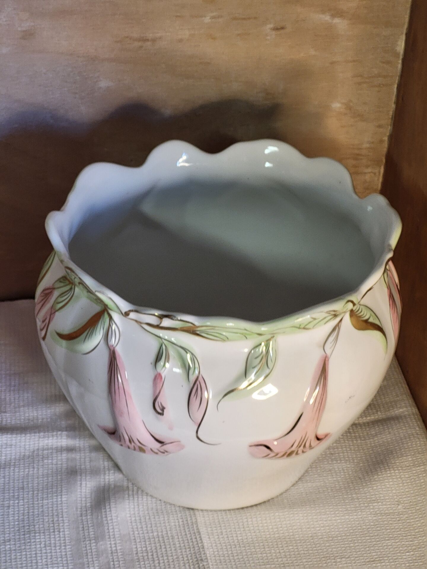 Vintage plant pot