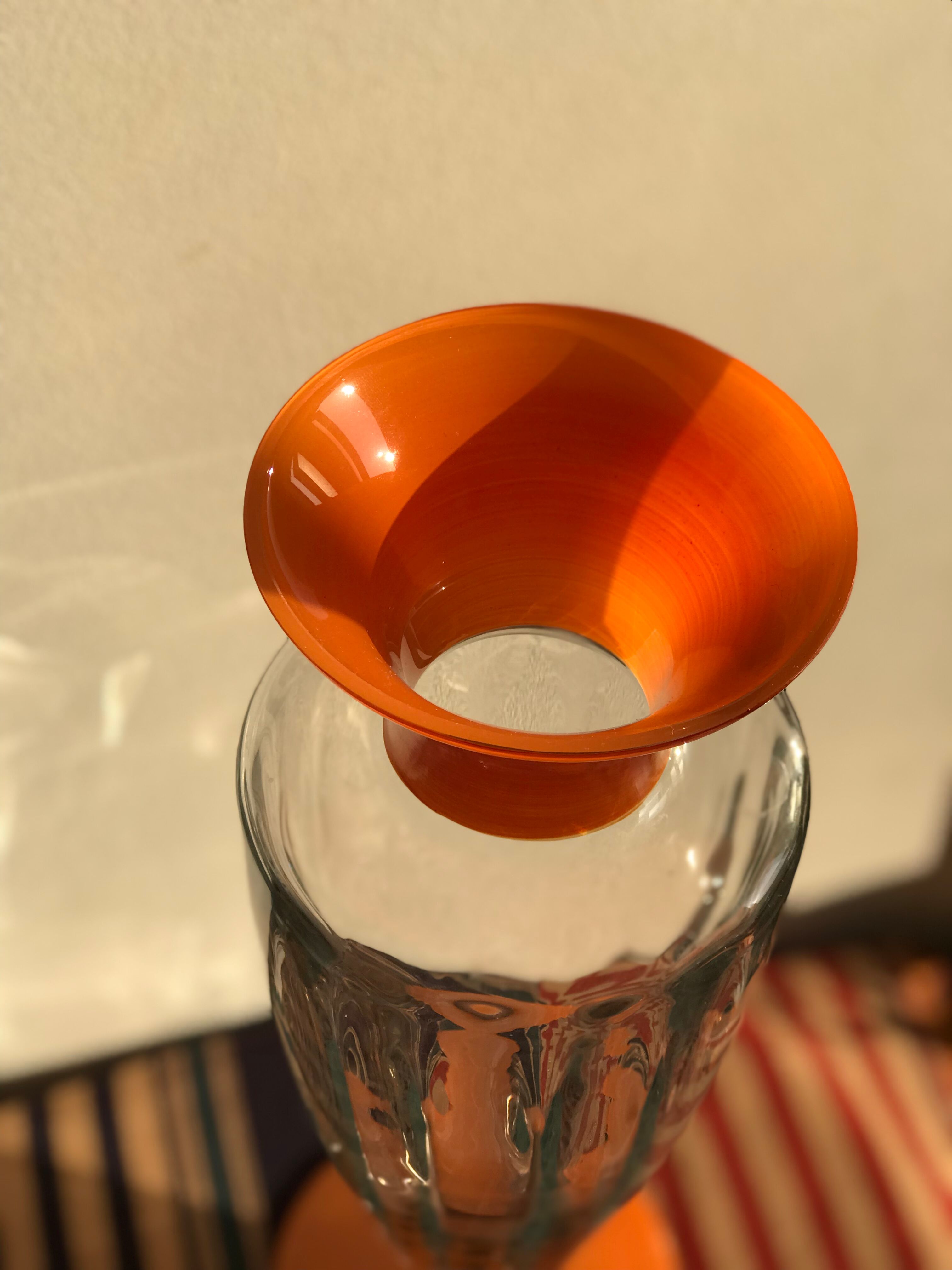 Vase in glass