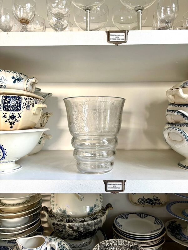 Vase Baccarat en cristal gravé