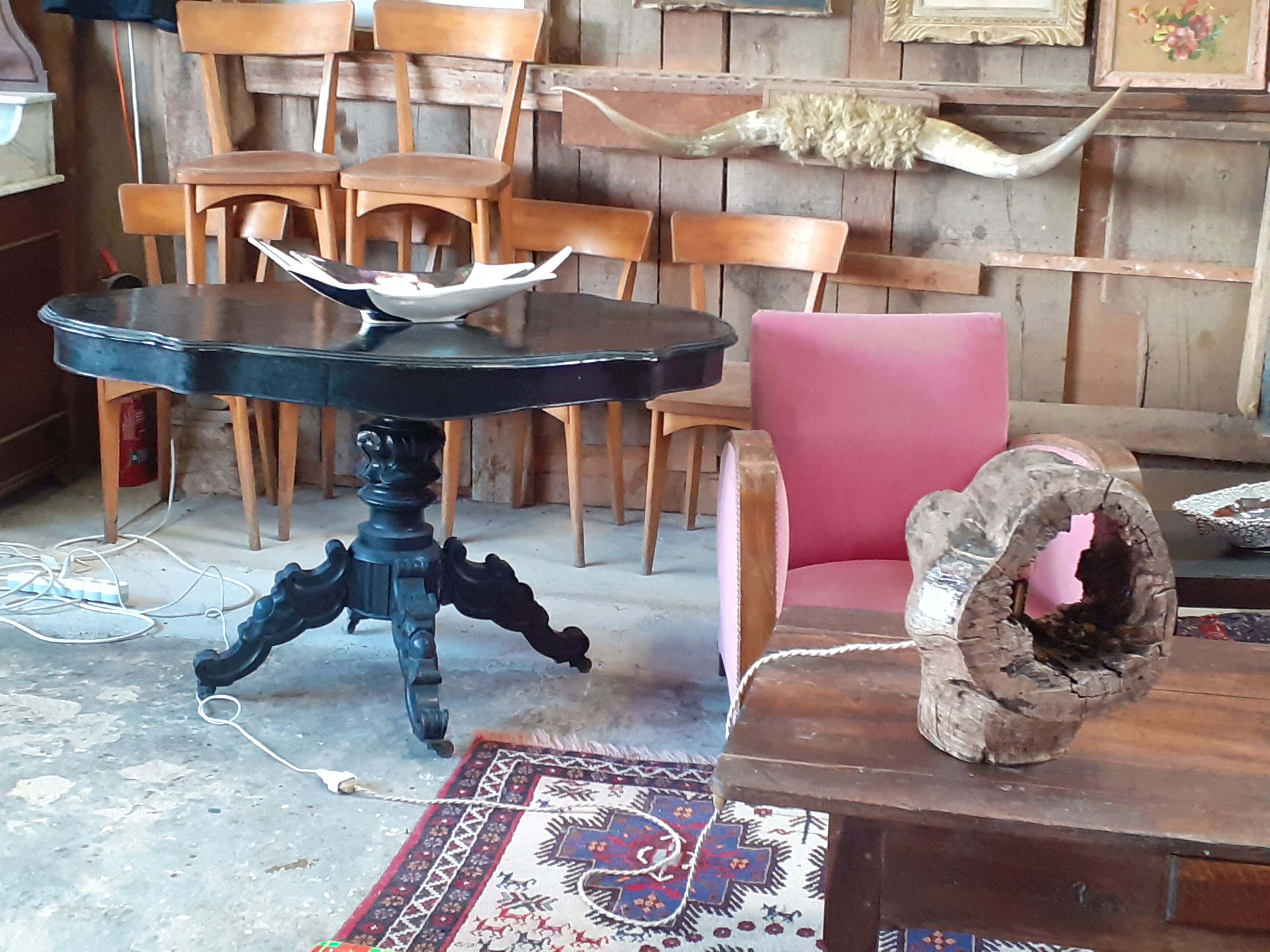 Napoleon III violin table