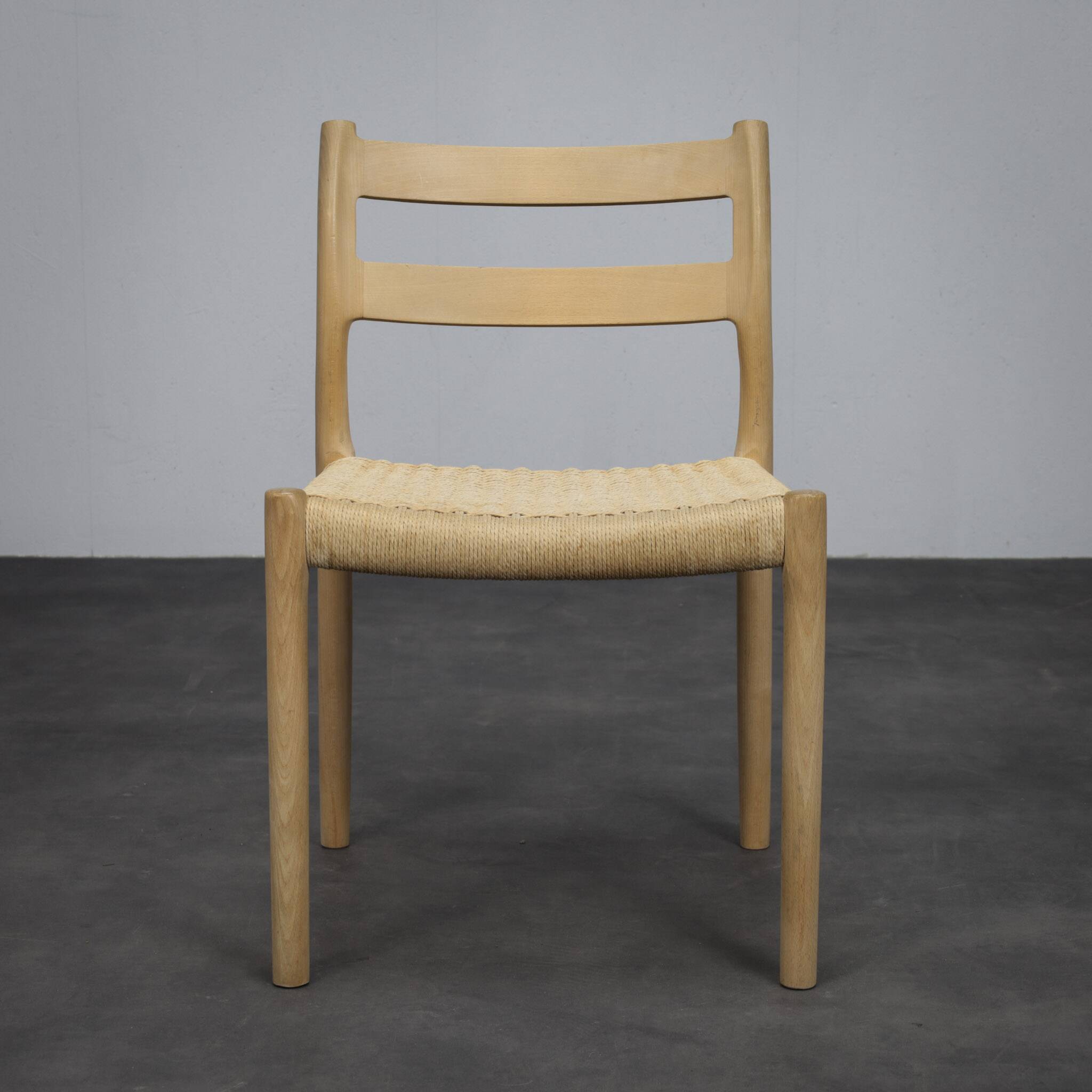 Ensemble de 6 chaises de salle à manger modèle 84 par Niels Otto Møller, années 1970.