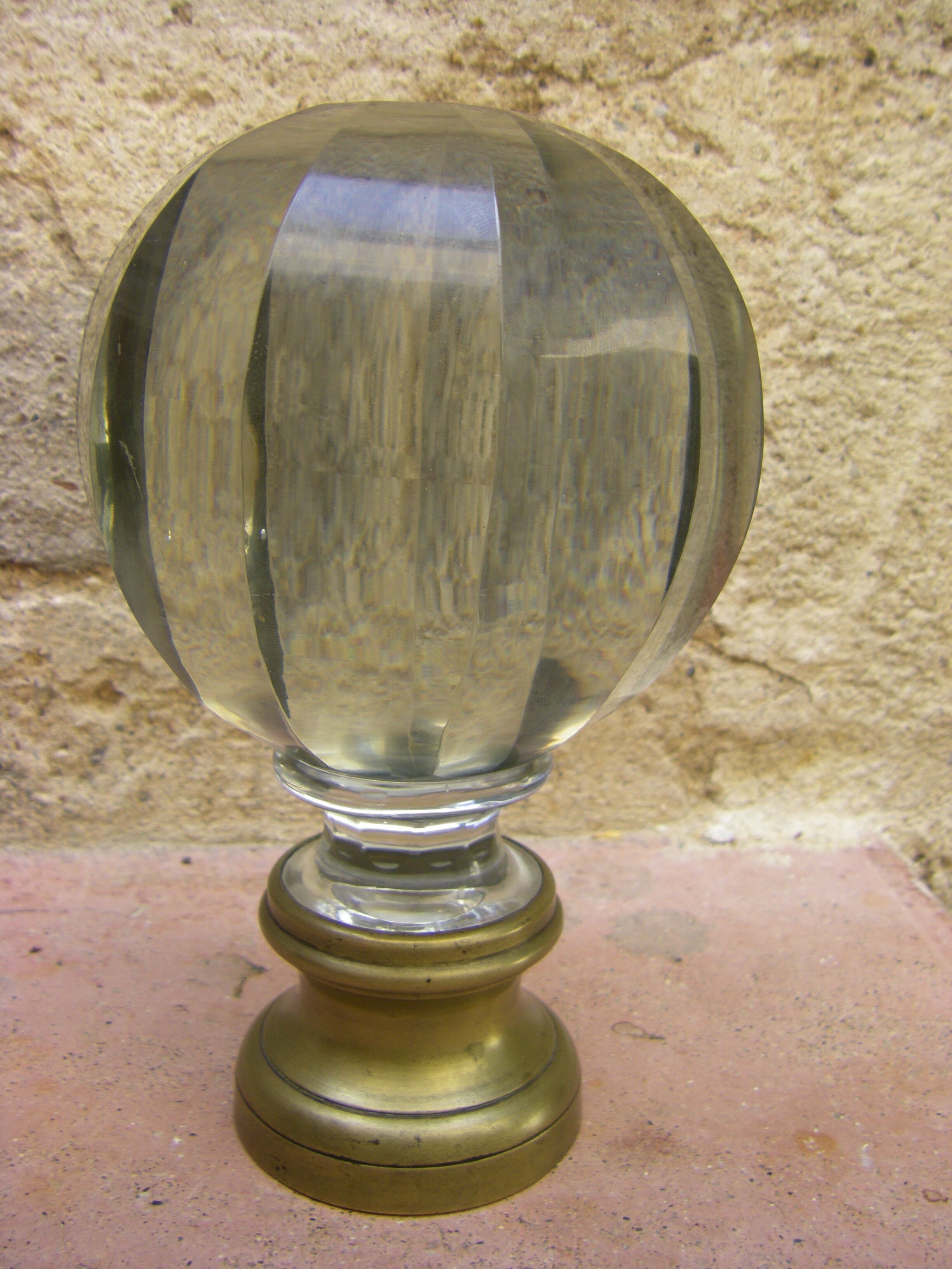 Crystal staircase ball