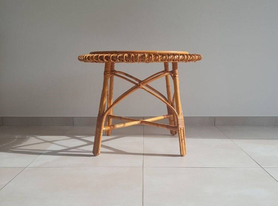 Table basse soleil en rotin vintage
