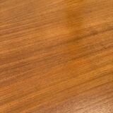 Table scandinave massive en teck