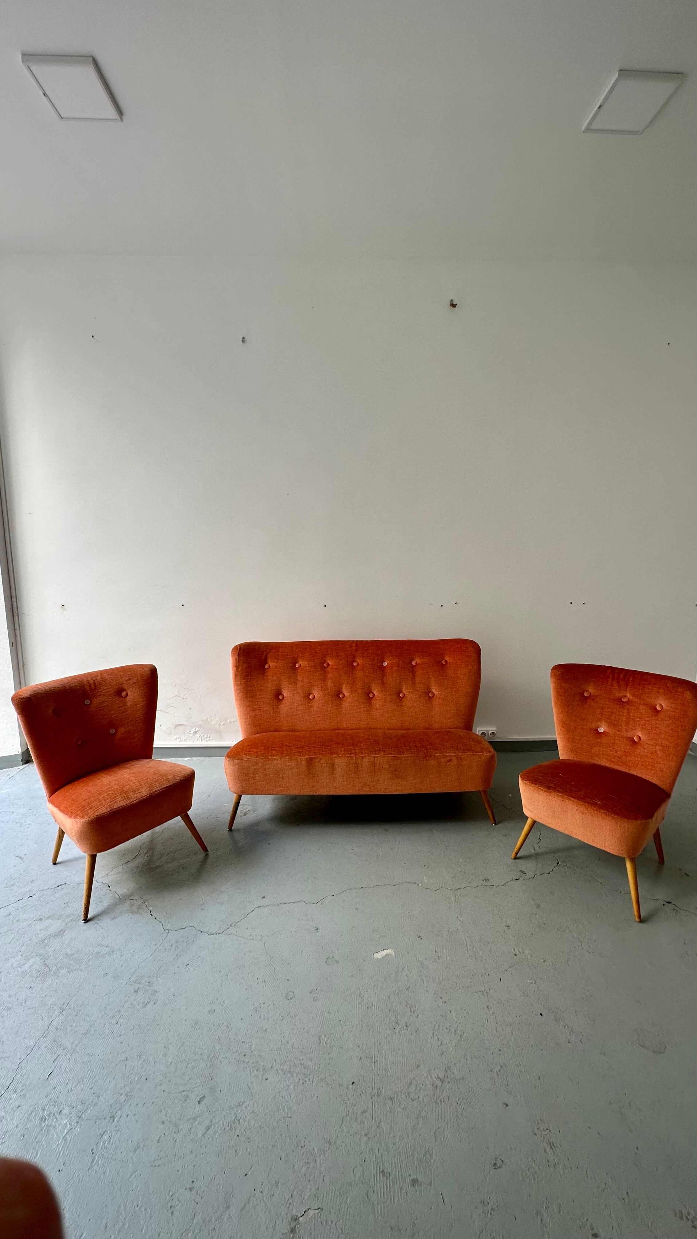 Sofa and 2 vintage armchairs