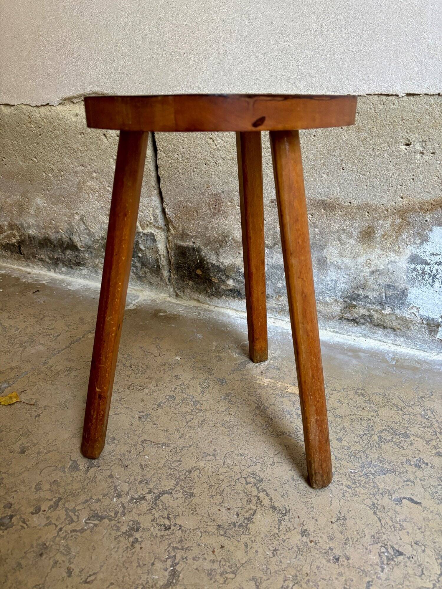 Wooden bean tripod stool no. 2