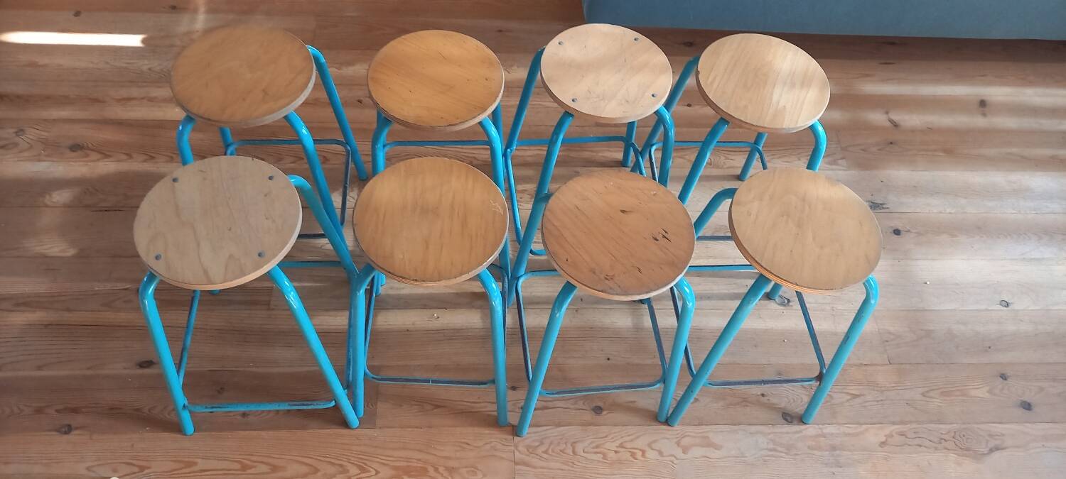 Set of 8 stools