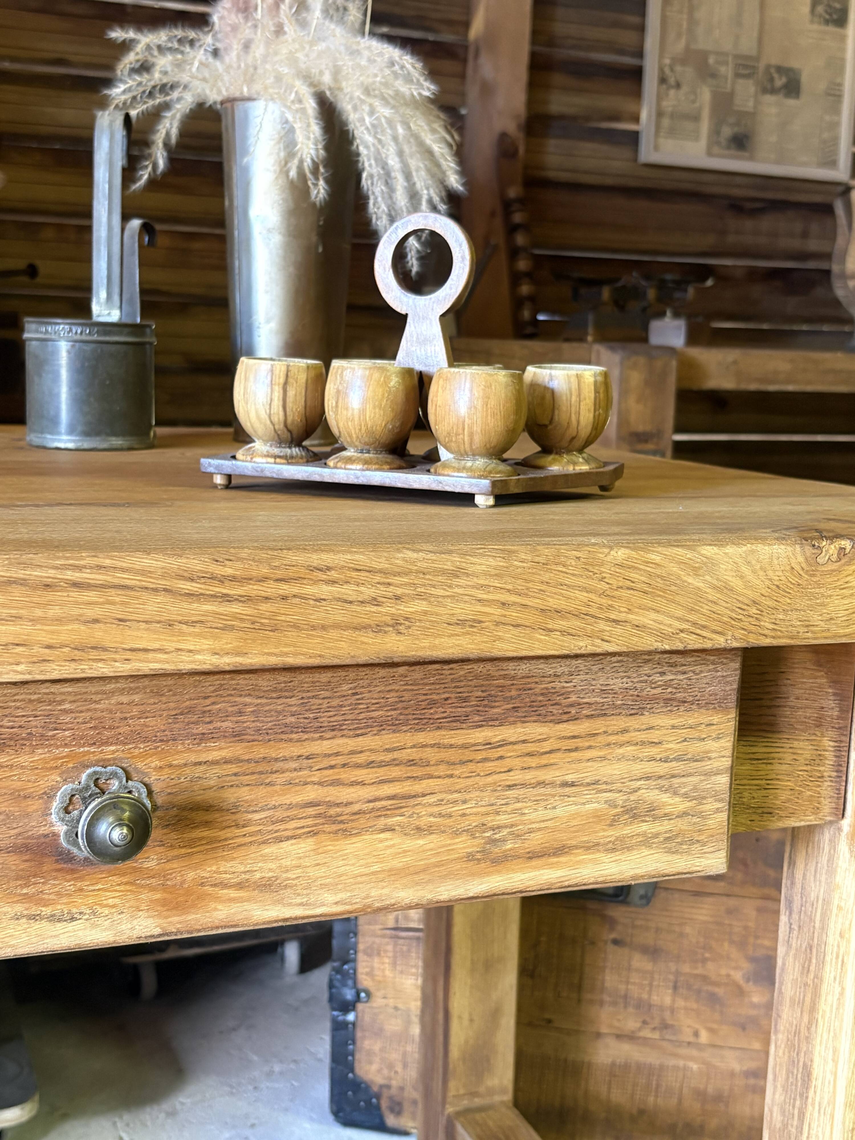 Table / Bureau ancien rénové – Pièce unique