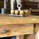 Table / Bureau ancien rénové – Pièce unique