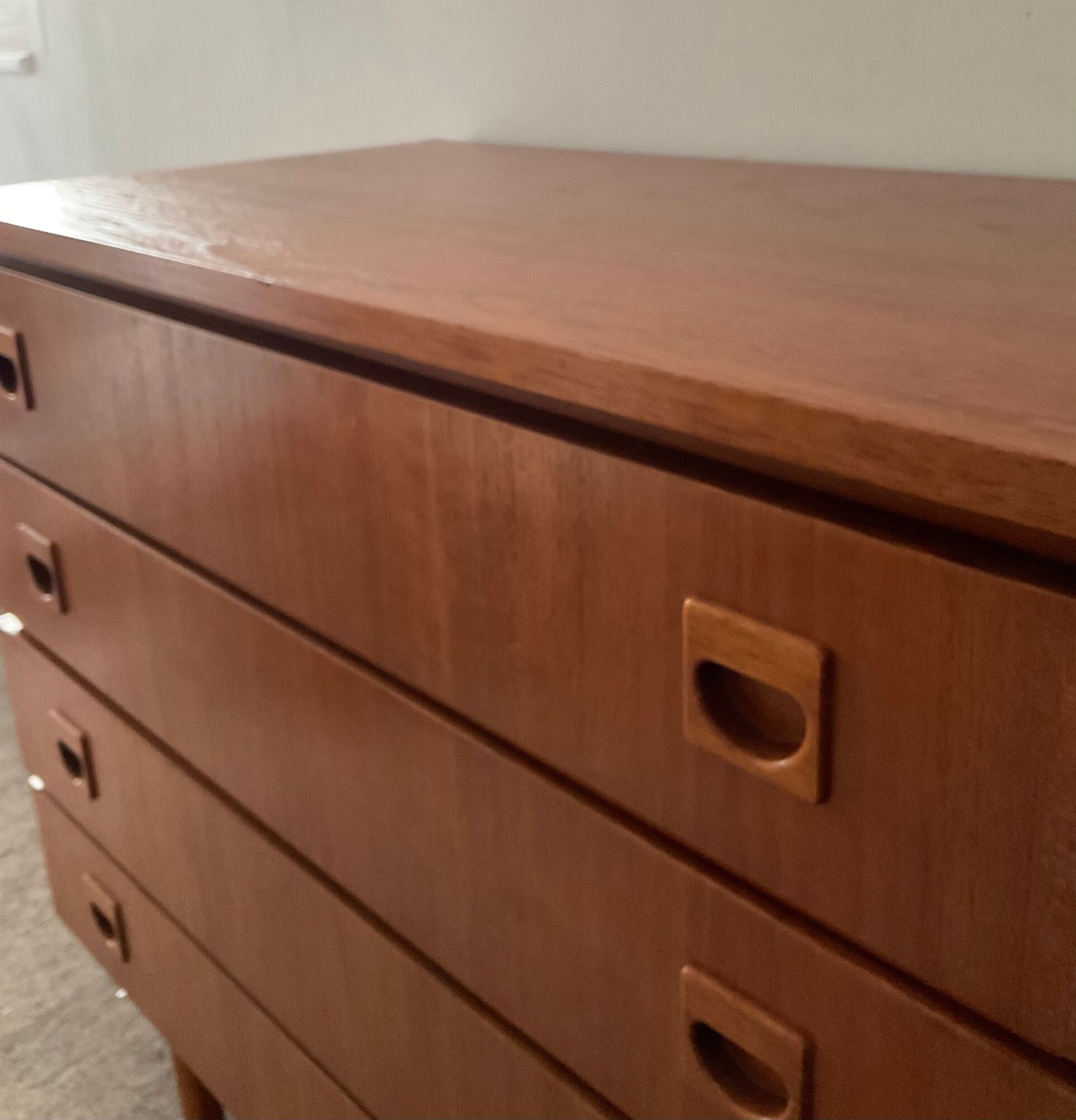 Scandinavian chest of drawers from the 60s in teak
