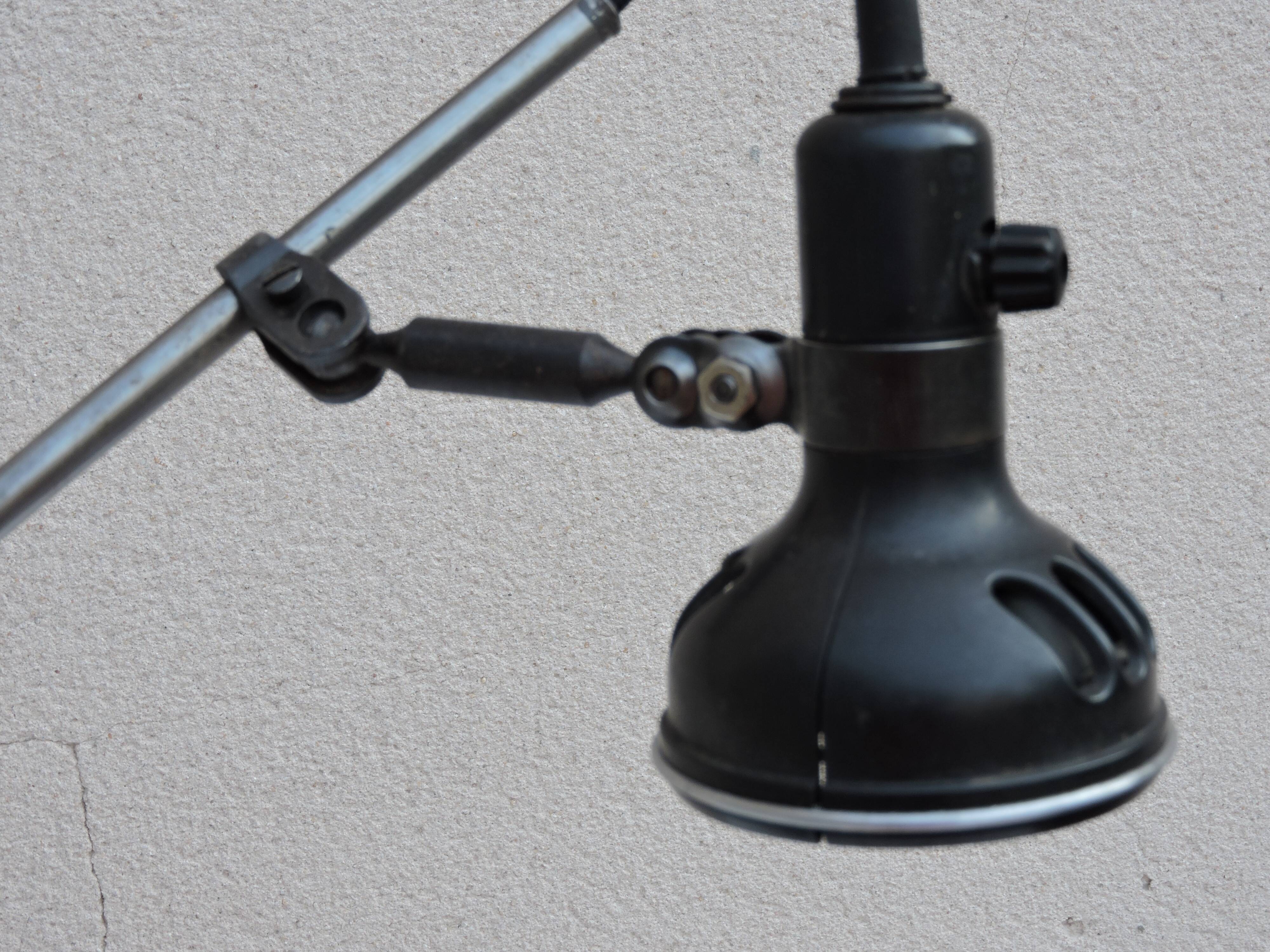 Old Articulated Singer Workshop Lamp Industrial Sewing Machine around 1930