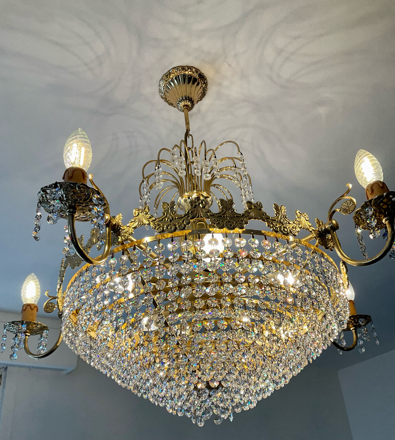 Waterfall chandelier with crystal tassels