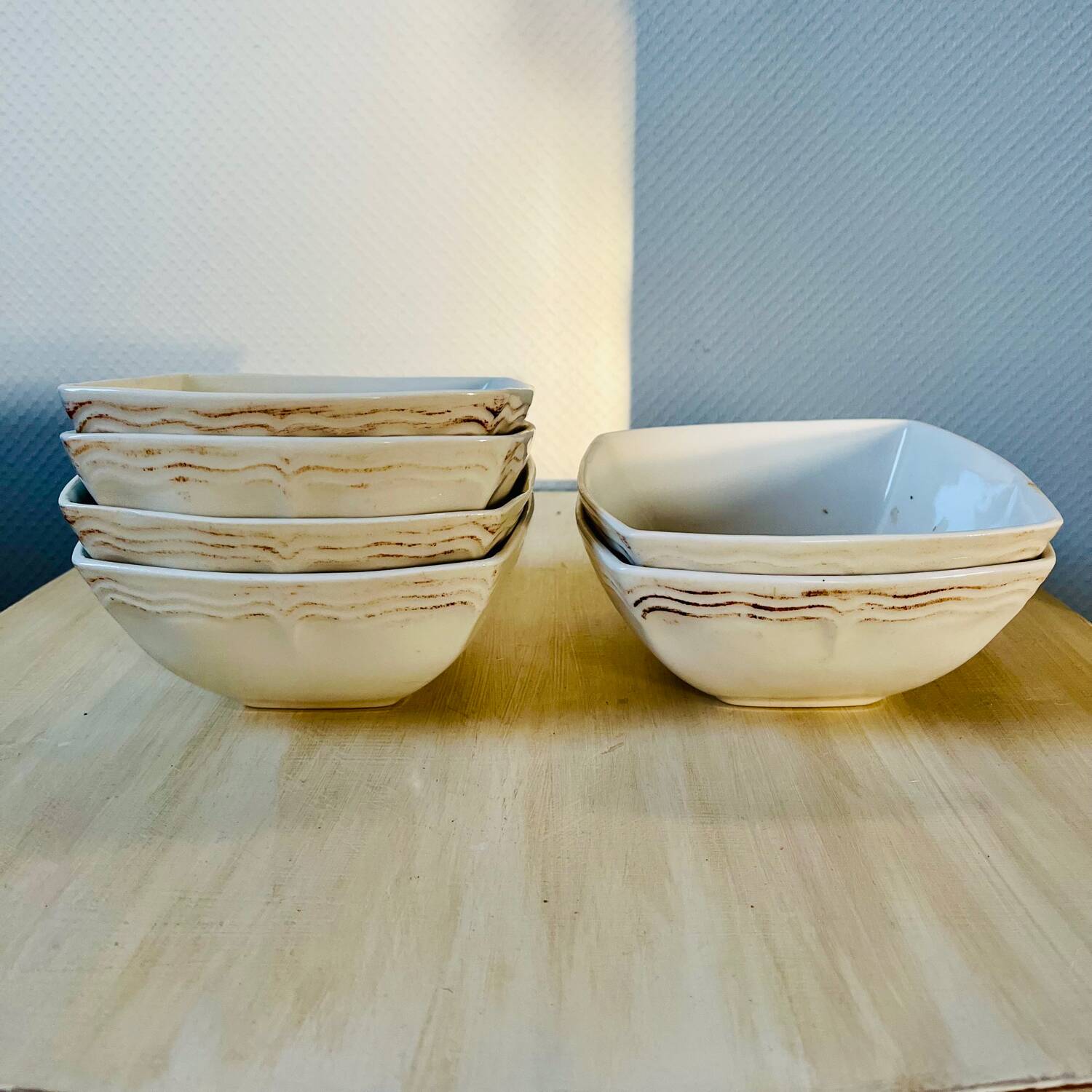 Set of 6 square white porcelain ramekin bowls