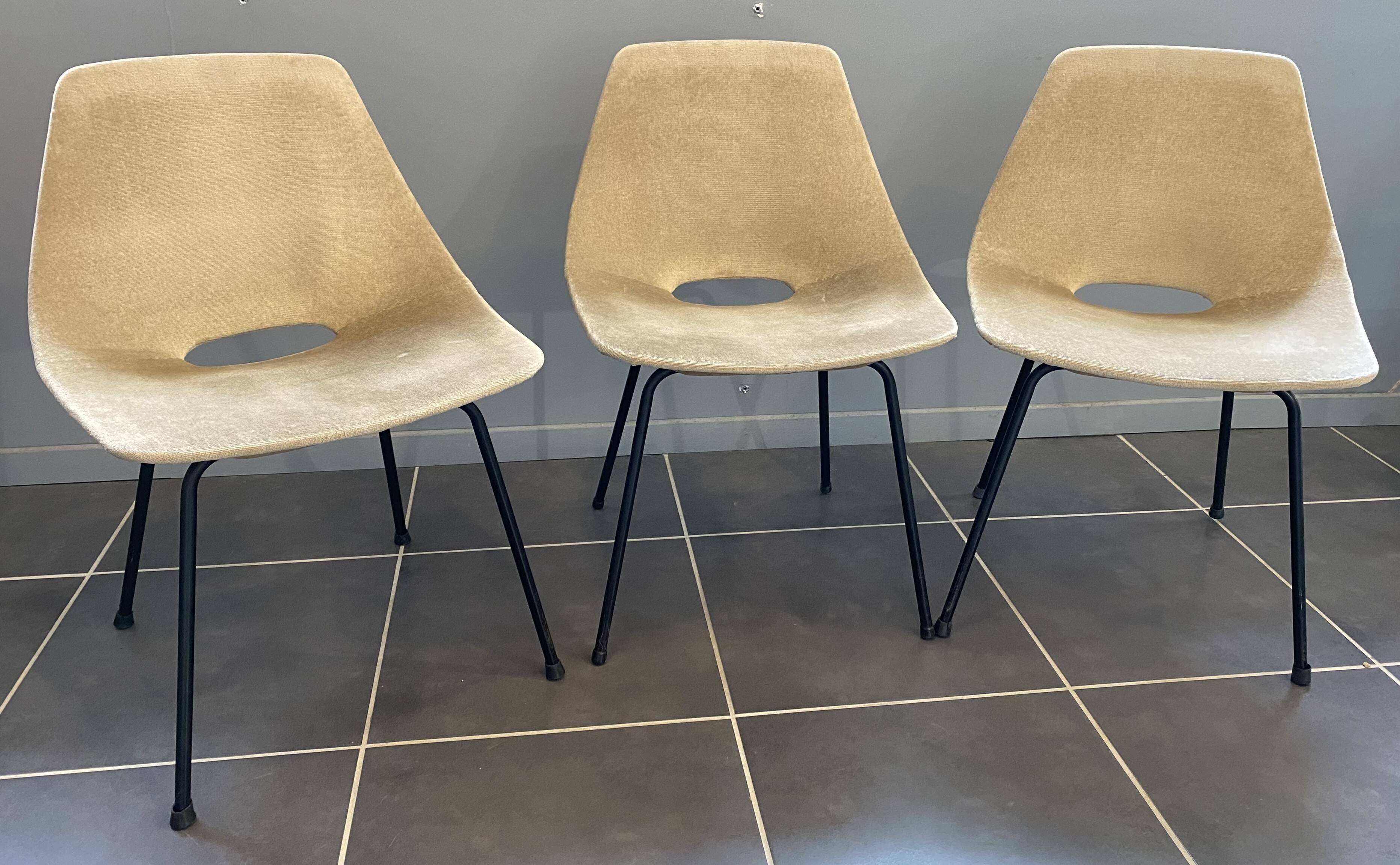 A barrel chair by Pierre Guariche, Steiner, vintage beige fabric from the 1950s.