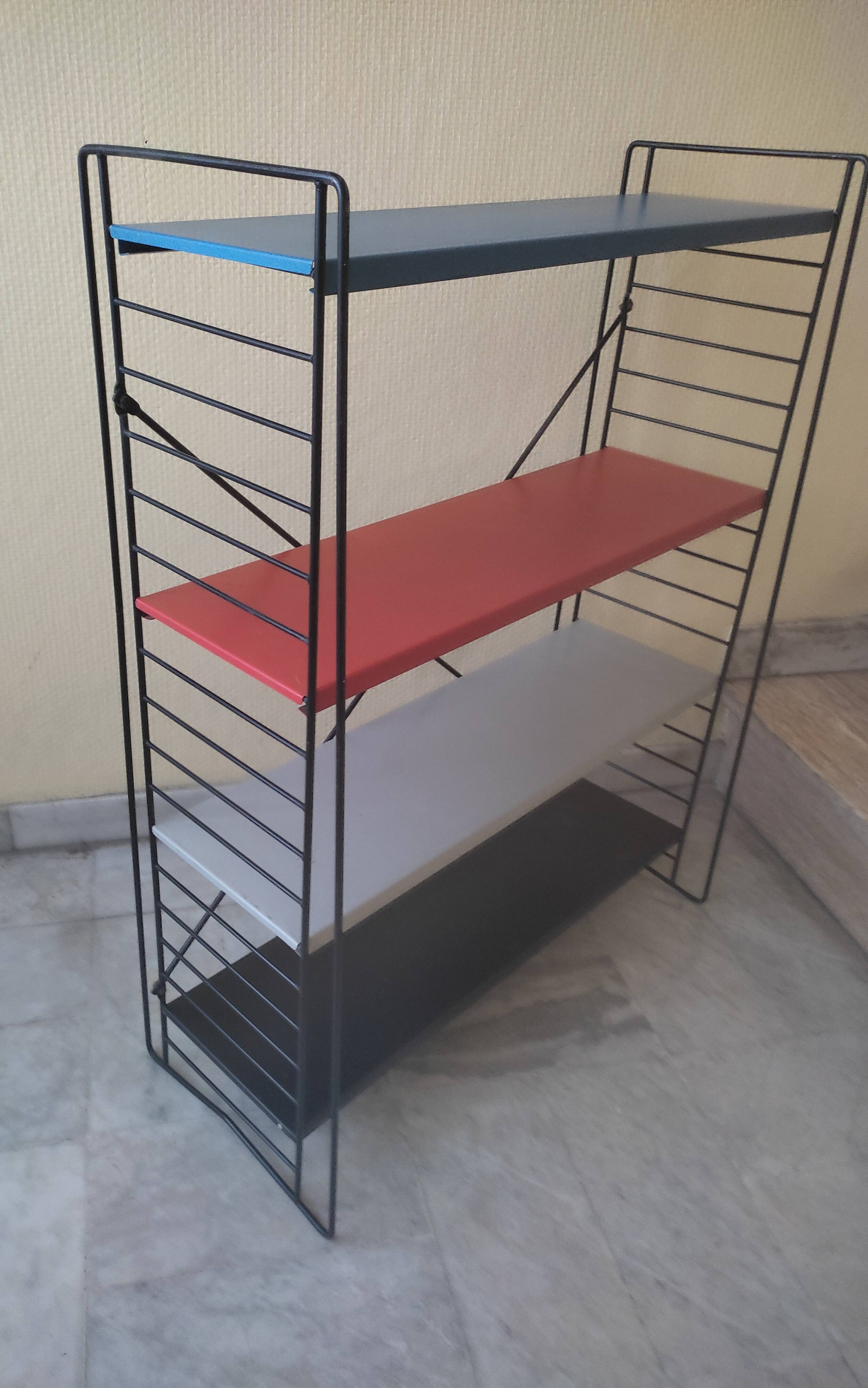 Tomado bookcase shelf