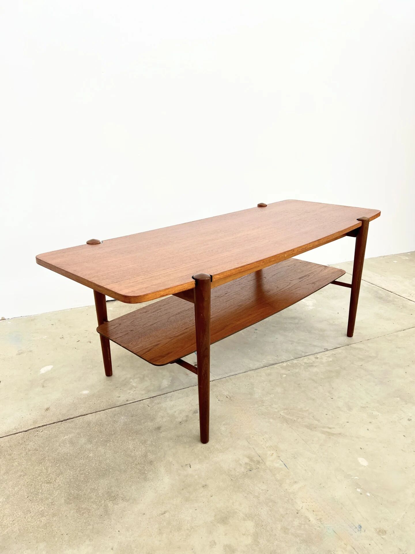 Teak coffee table with reversible top — Louis Van Teeffelen for Webe