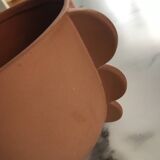 Cache pot terre cuite à oreilles