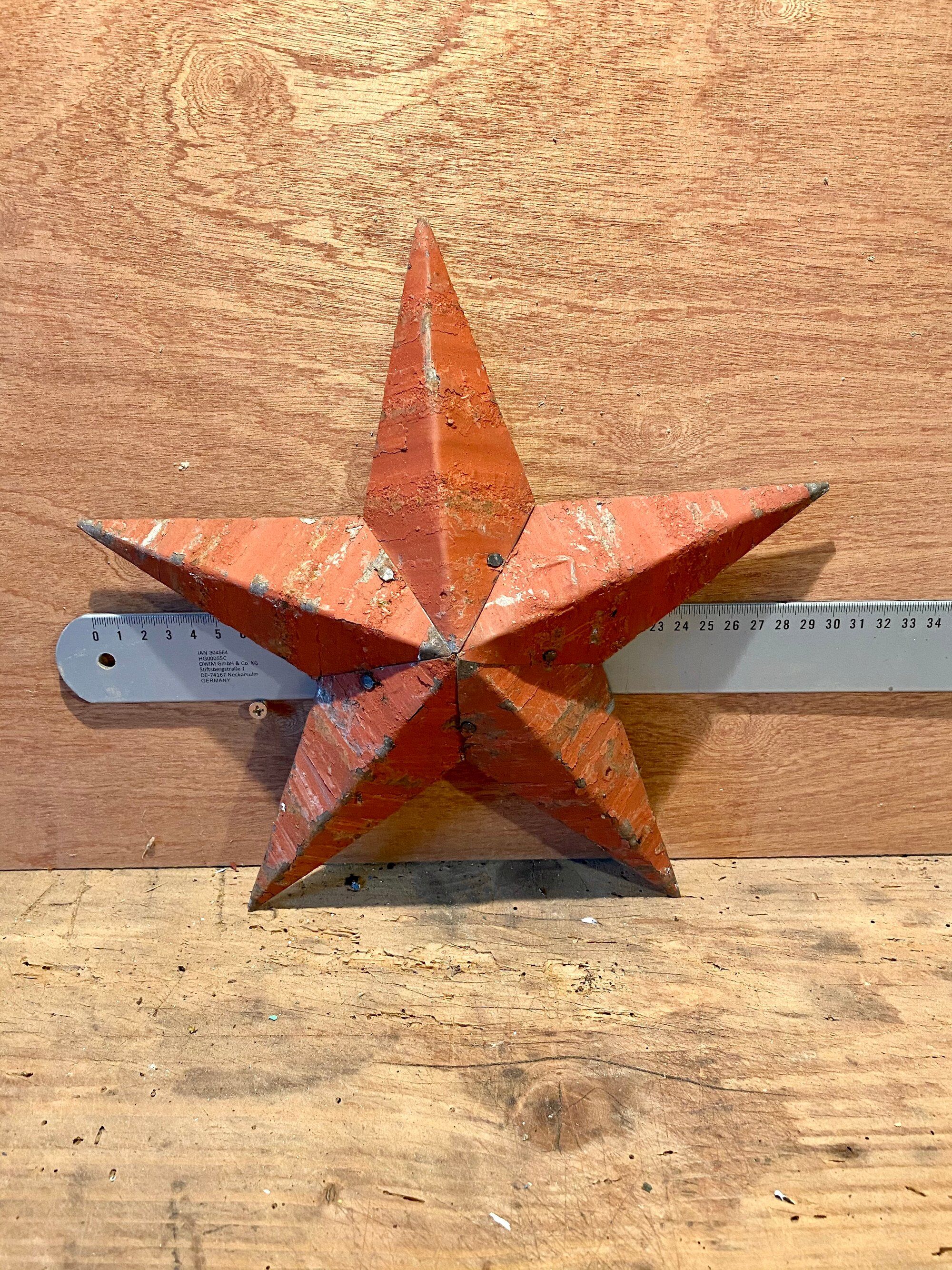 Amish stars red