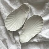 2 long shell dishes in old porcelain