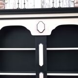 Bar and shelf