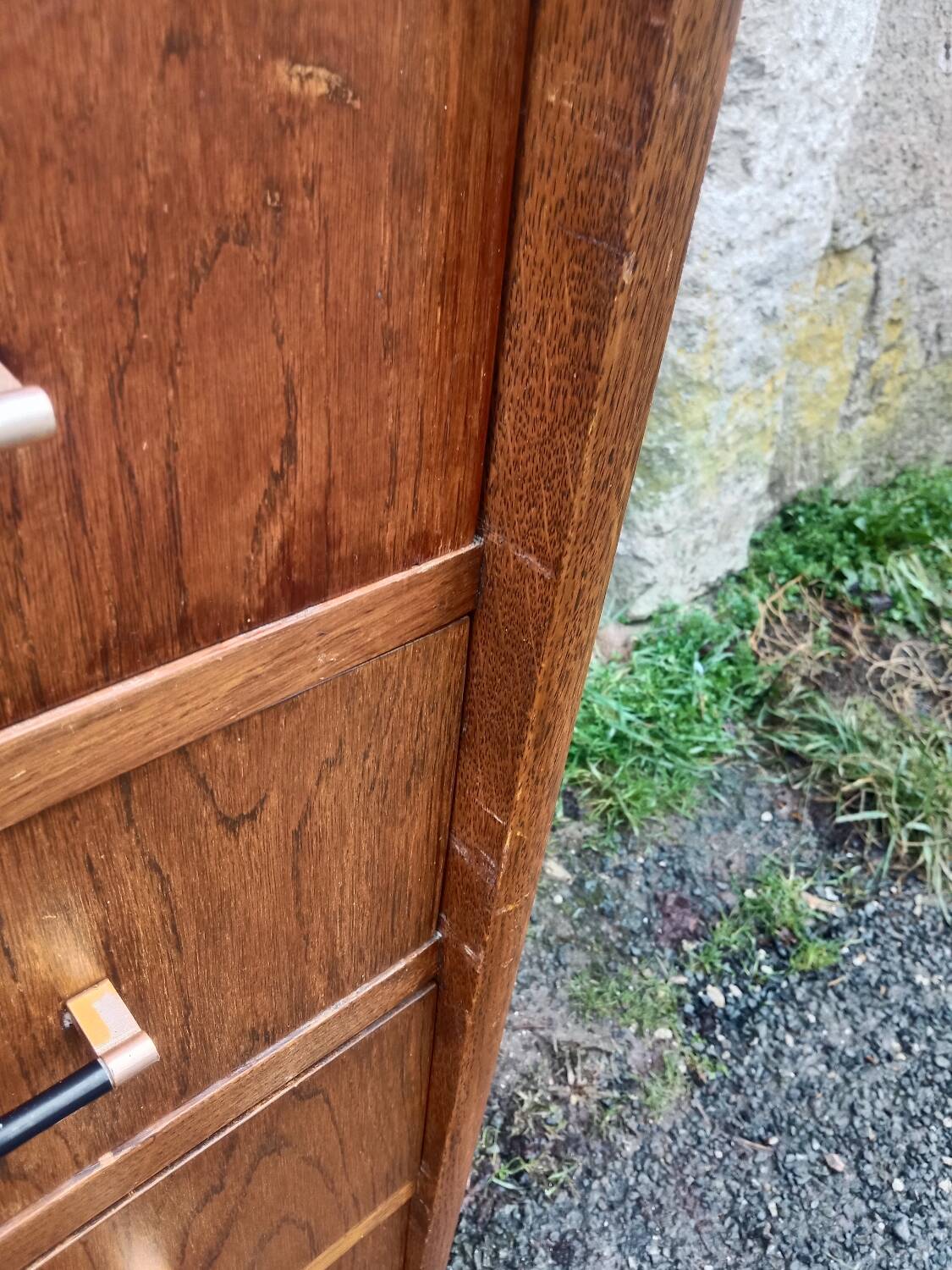 Commode vintage pieds compas
