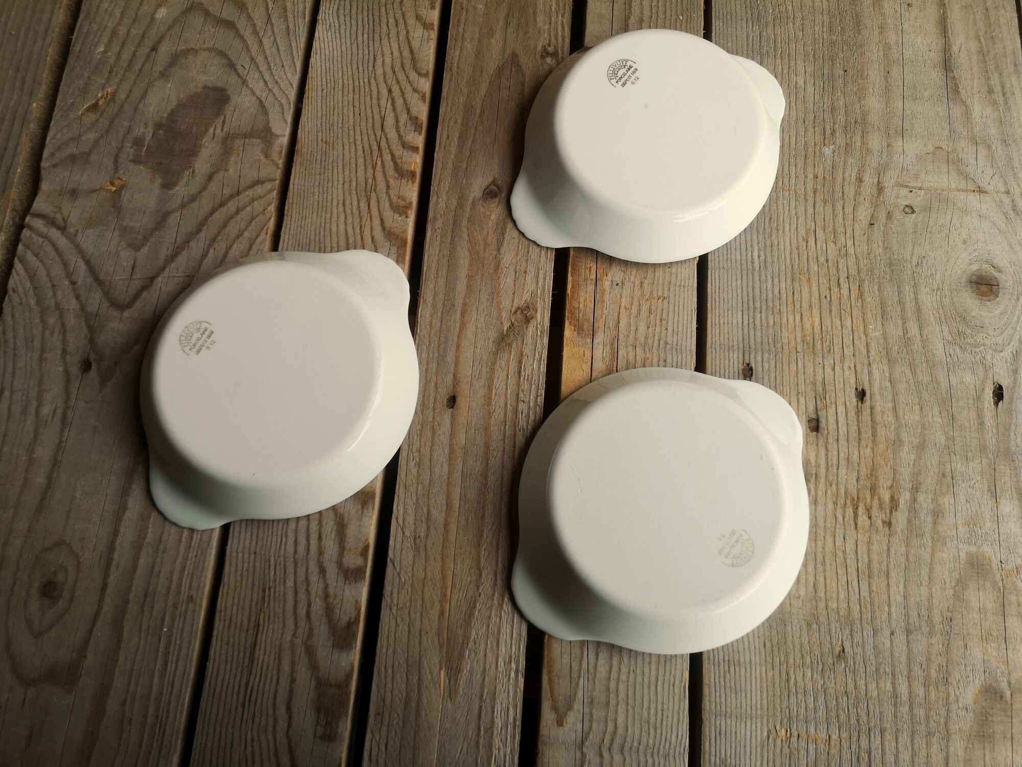 3 Small Round Dishes in White Porcelain Pillivuyt