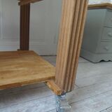 Meuble de métier vintage en chêne sur roulettes, 1 tiroir, 2 tablettes.