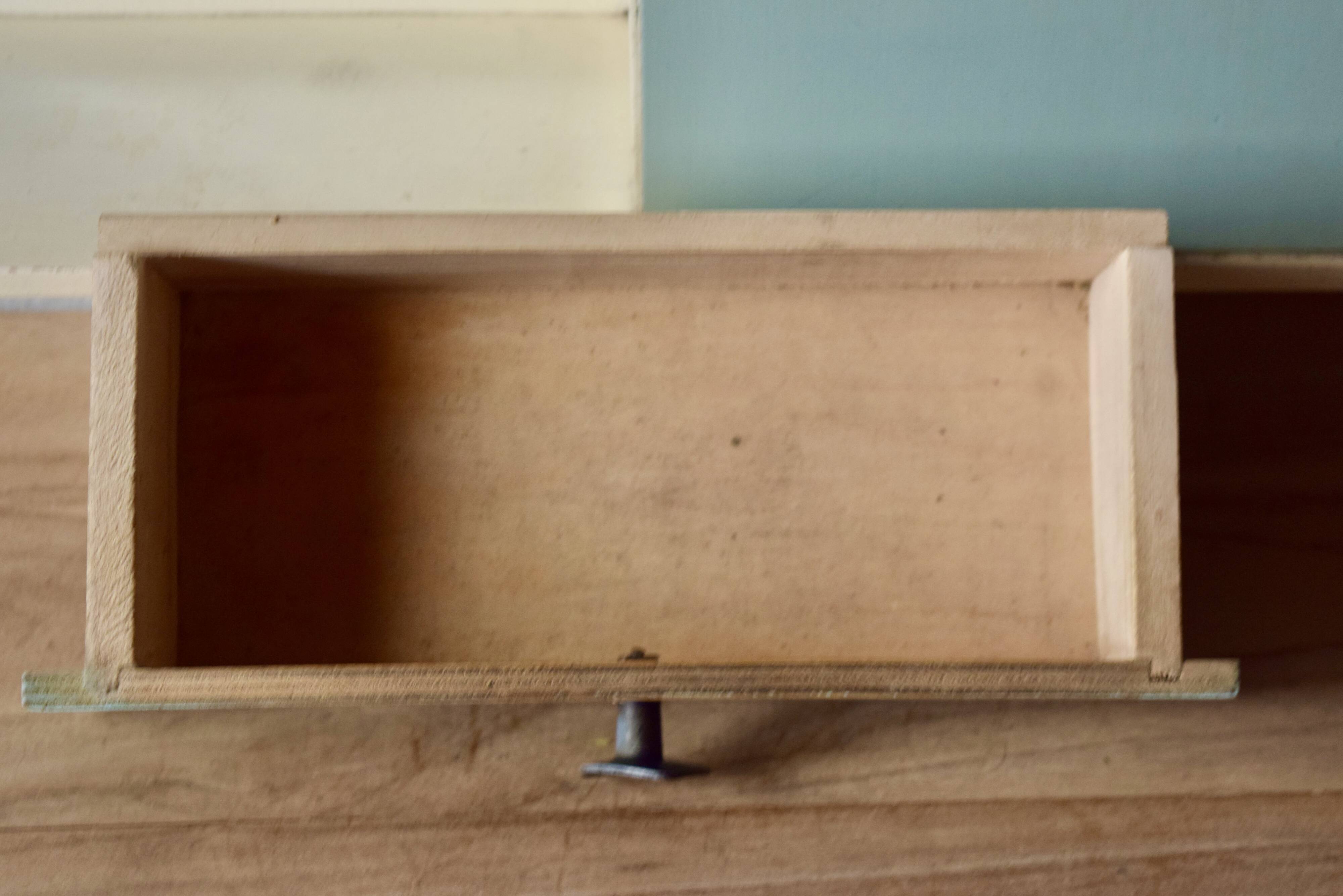 Old medicine cabinet - 1950