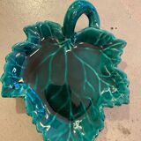 Set of leaf dishes