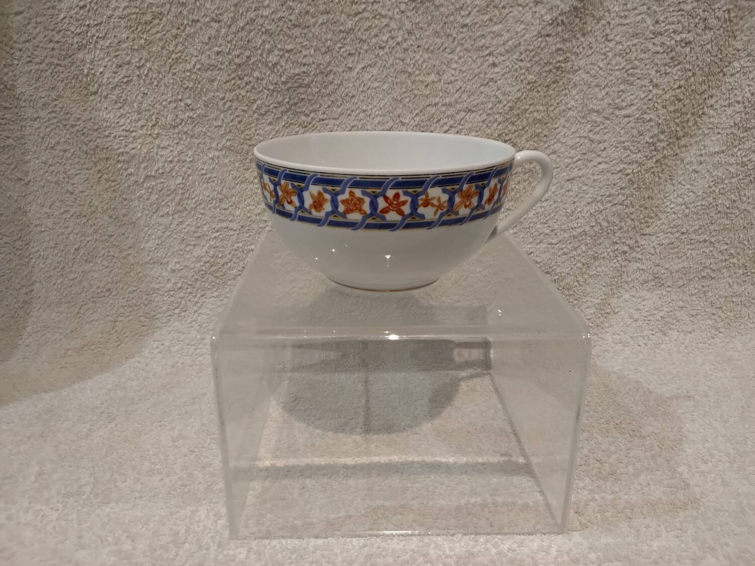 Christofle blue ginkgo porcelain breakfast cup, 35cl