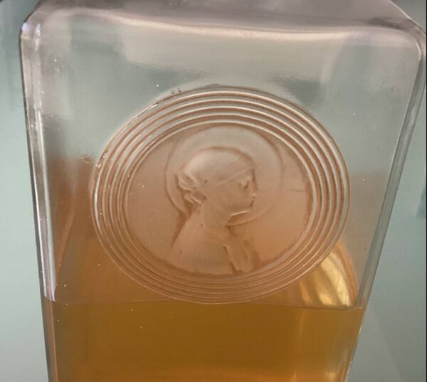 Carafe ancienne Clos saint Odile 1921 commandée à René Lalique