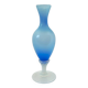 Vase en opaline bleue et blanche