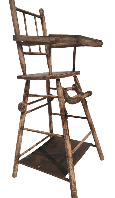 Chaise haute pour poupée