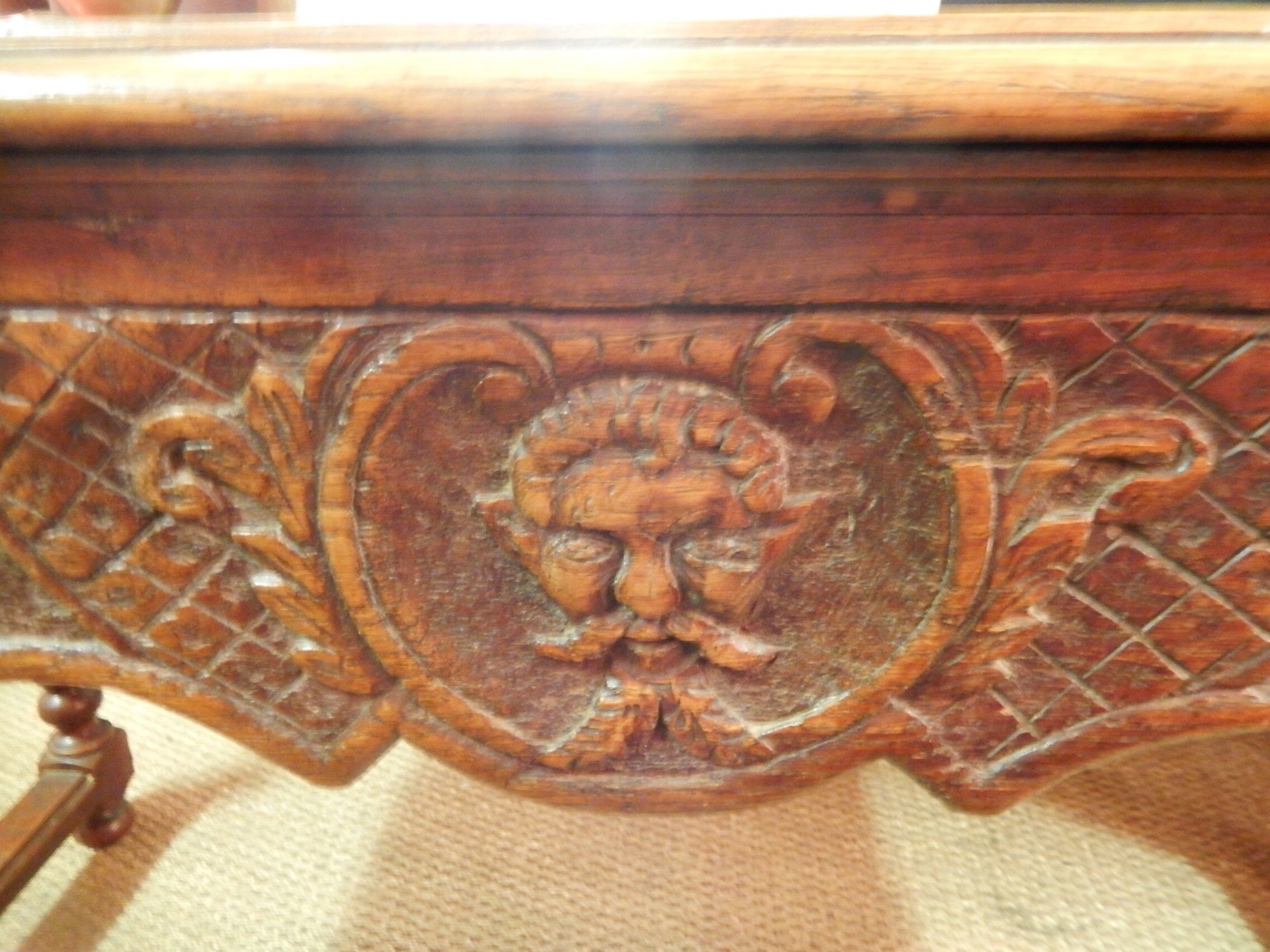 Oak table forming garden