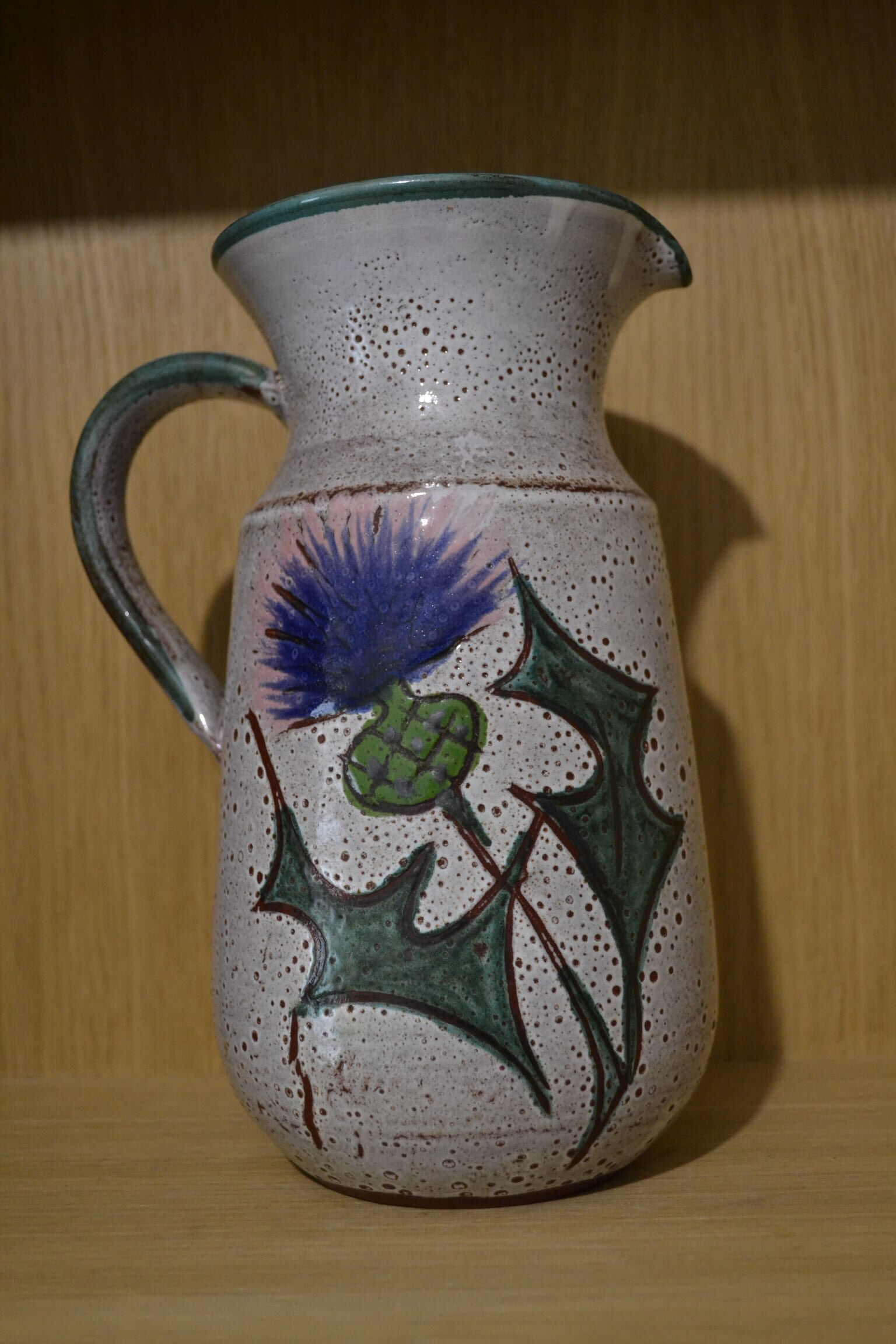 Thistle pitcher Valauris