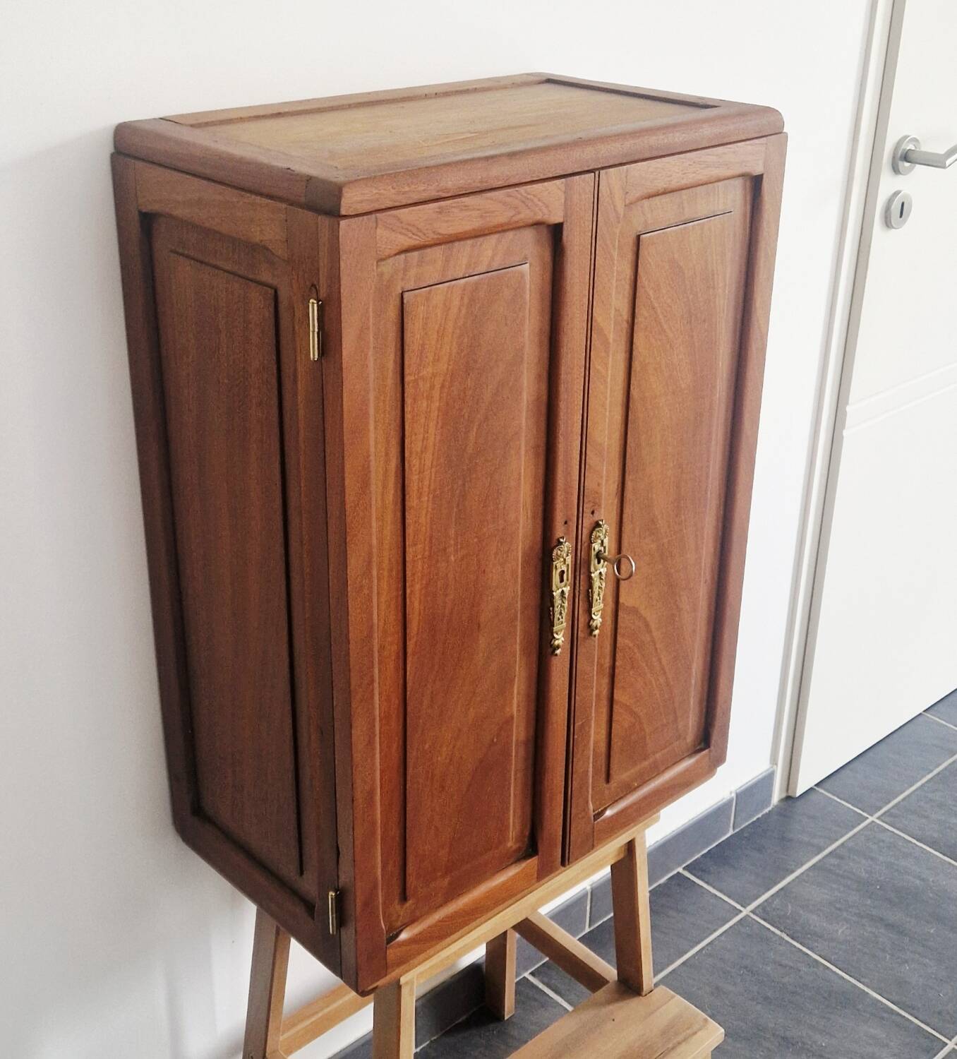 1950s handcrafted cabinet - Solid mahogany wood - Unique piece