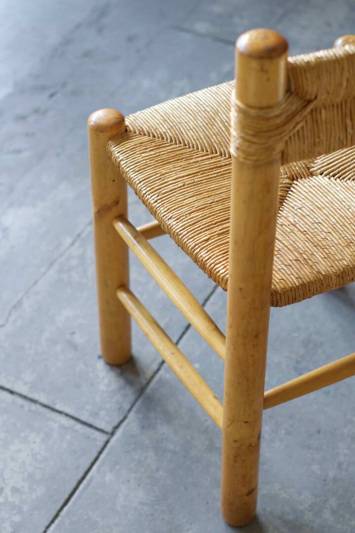 Chaises de salle à manger style Perriand