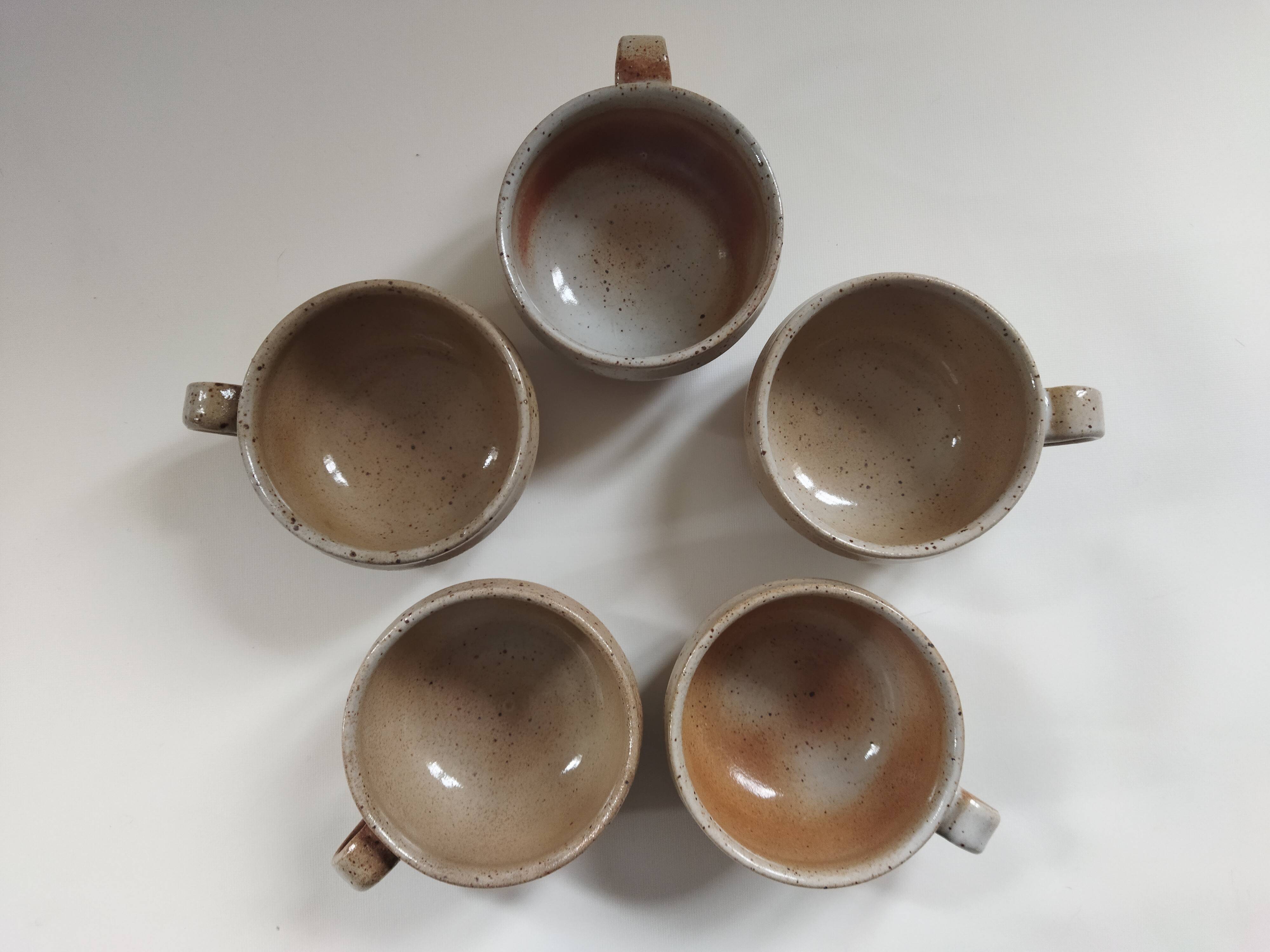 5 cups in Marais sandstone