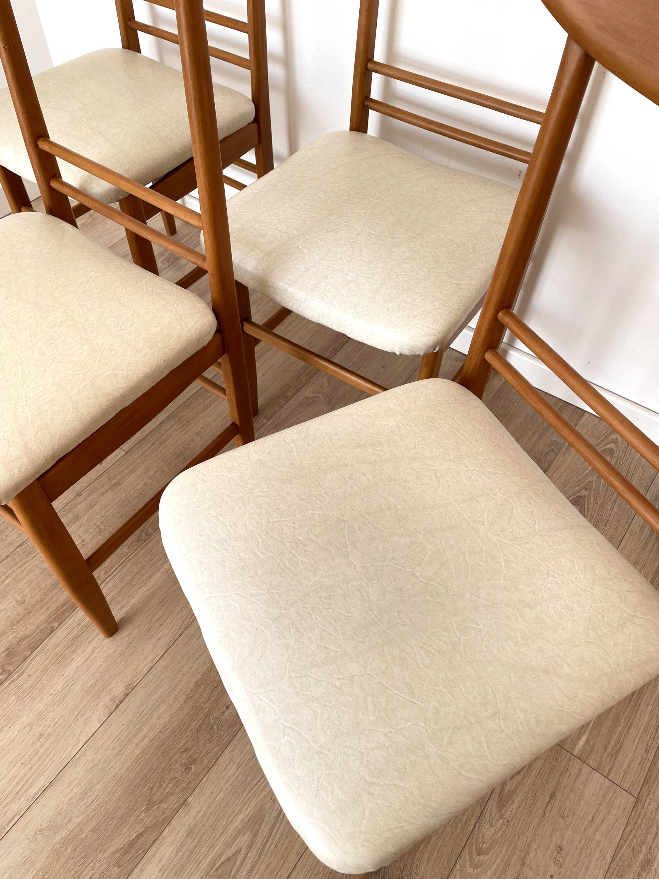 Set of 4 chairs, 1960s