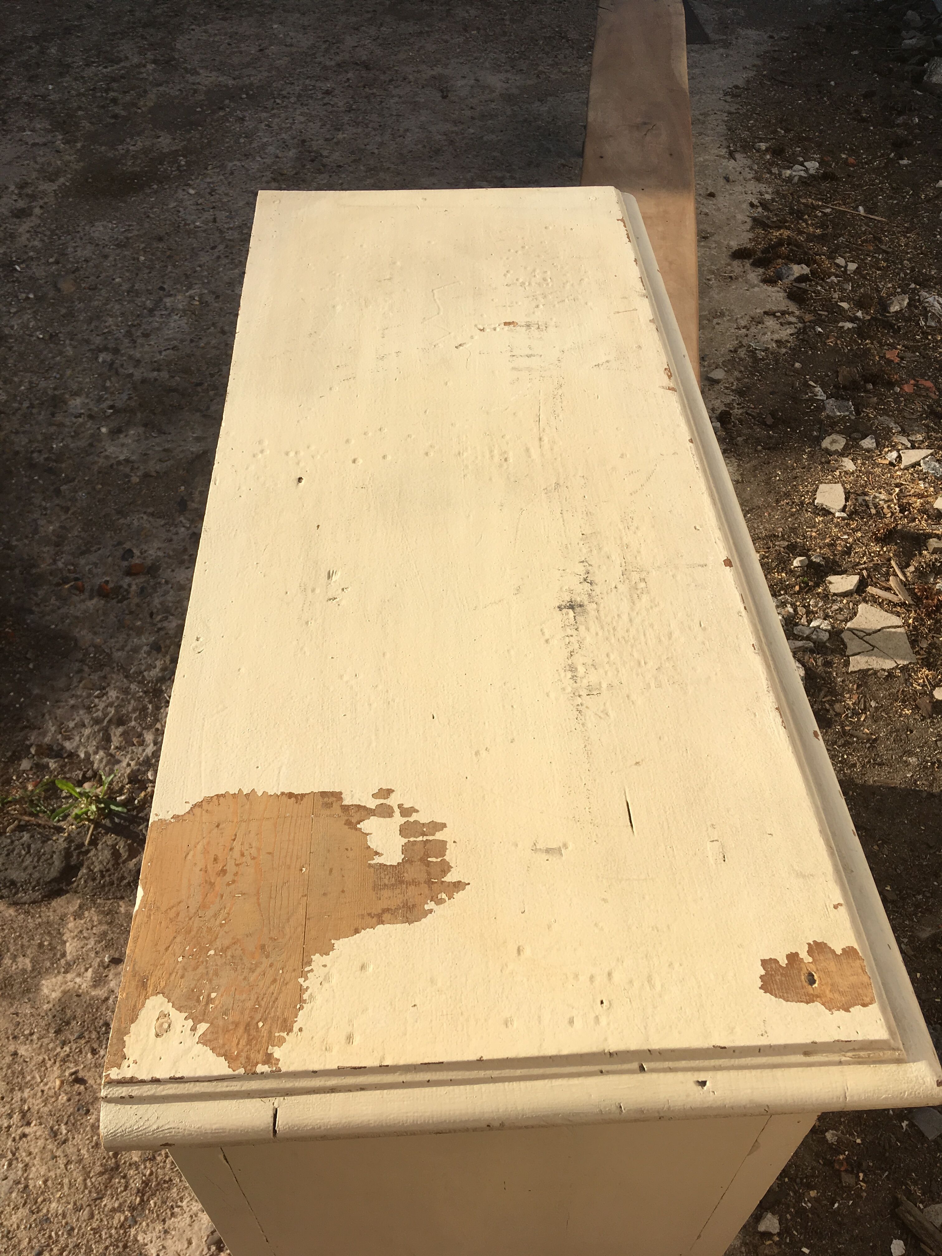 Parisian 2-door FIR buffet