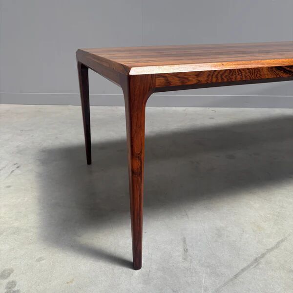 Grande table basse Johannes Andersen, Danemark années 1960