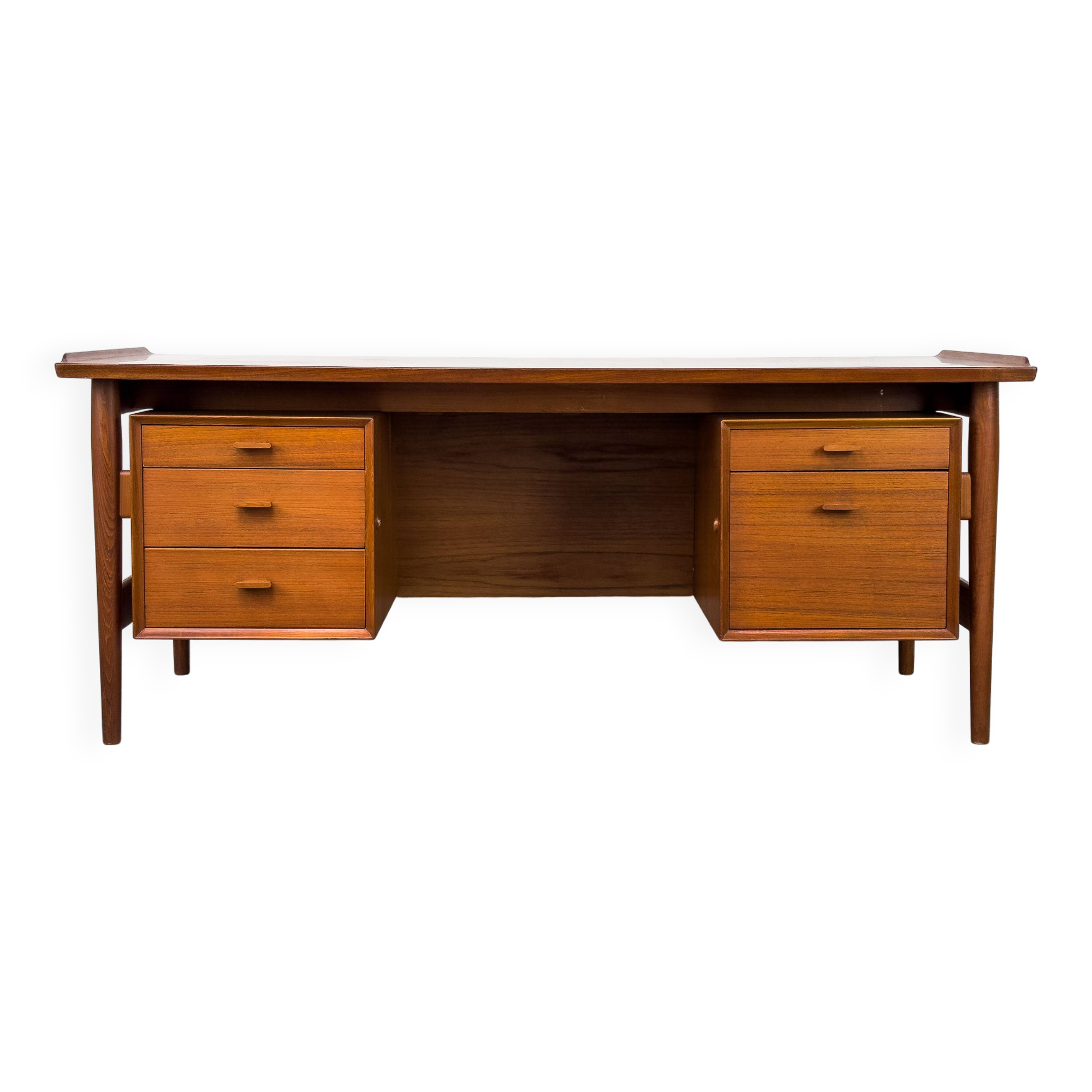 Teak Model 207 Desk by Arne Vodder for Sibast, 1960s
