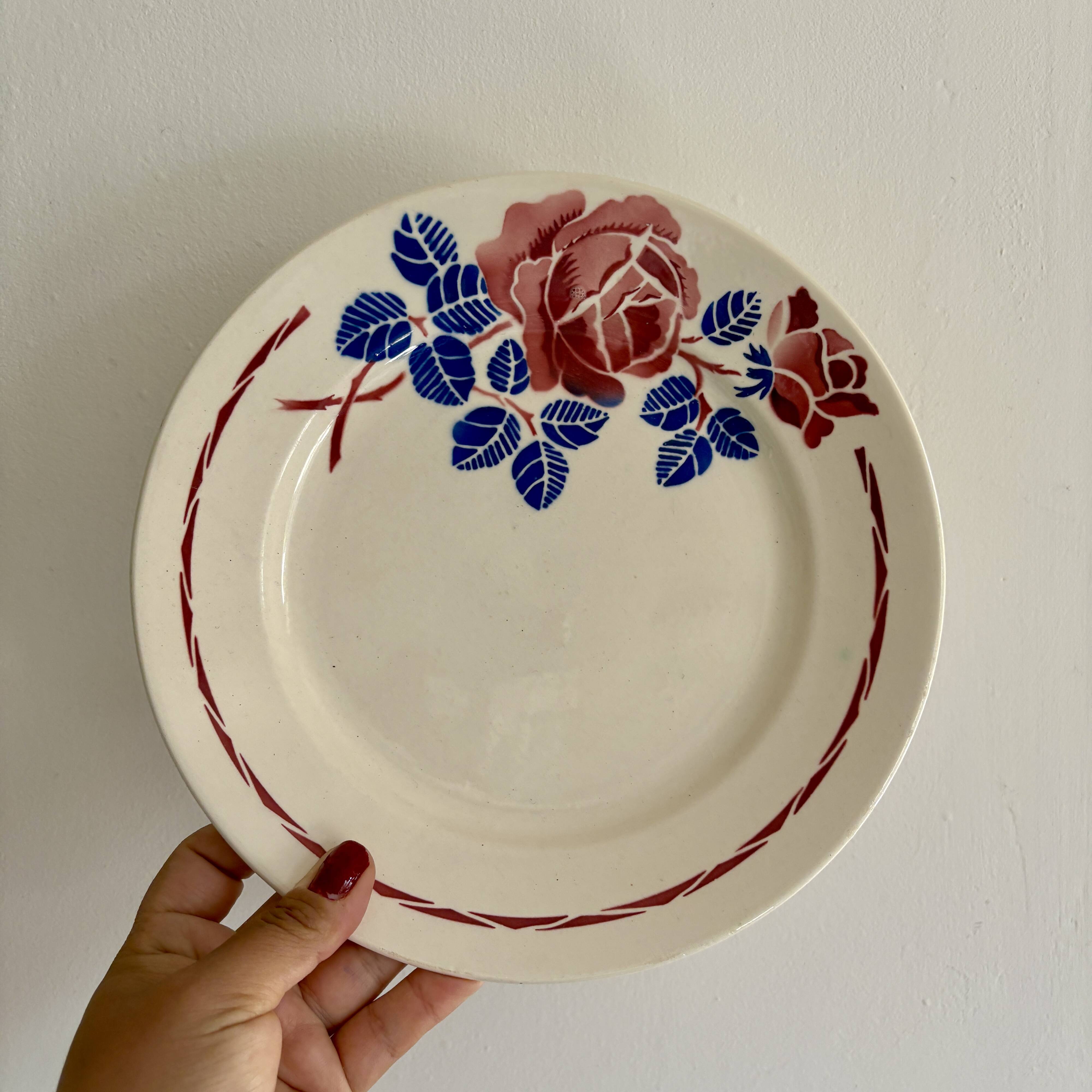 Set of 10 mismatched antique dinner plates