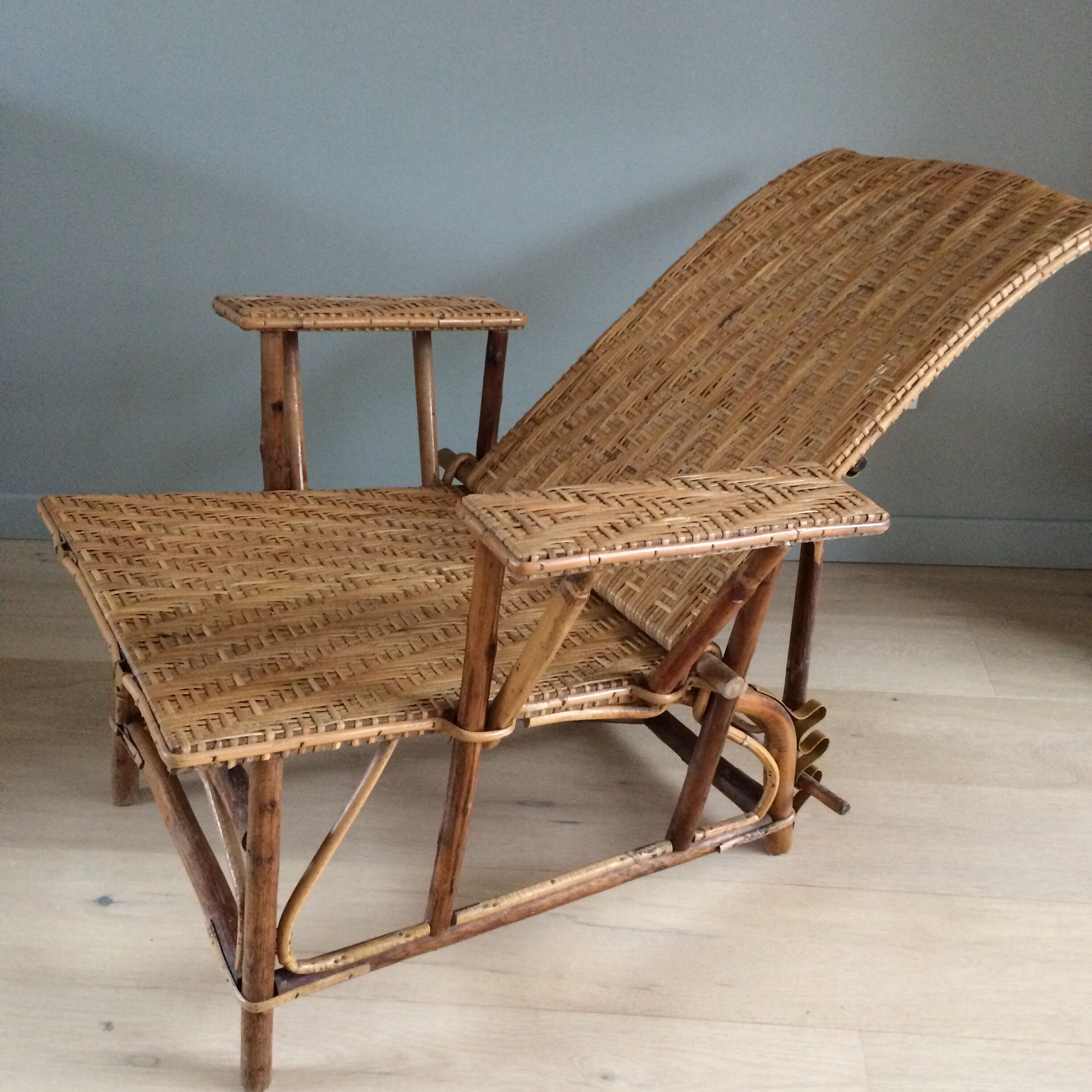 Fauteuil en rotin années 30