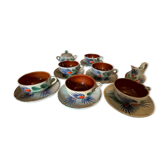 St Clément ceramic breakfast service/cups