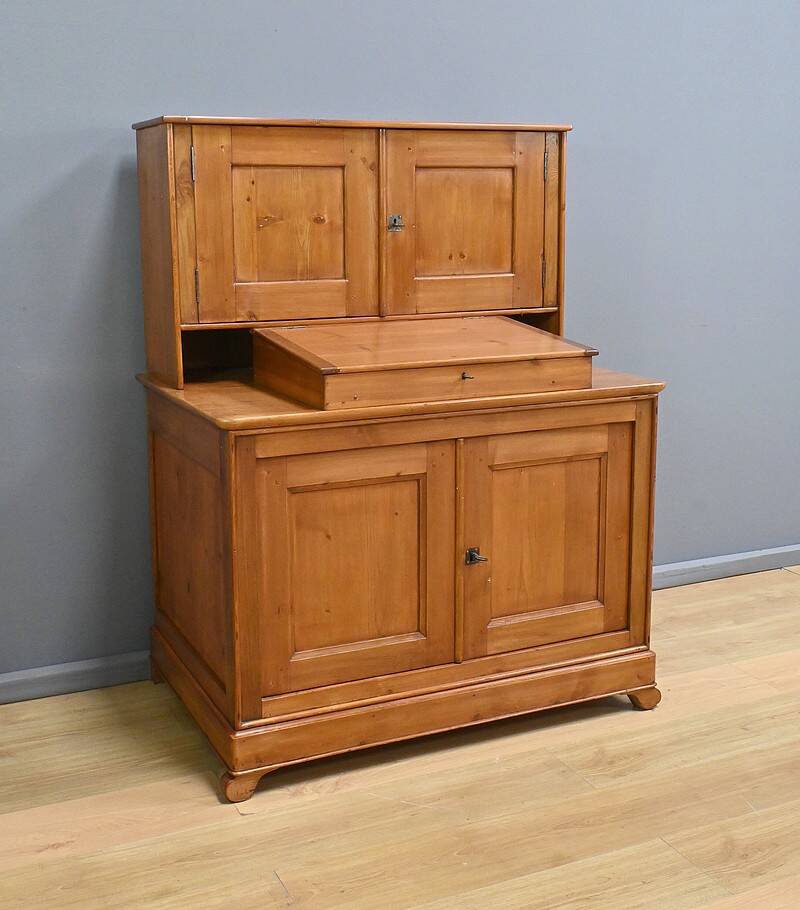 Pitch Pine Commercial Furniture with Lectern – 1920