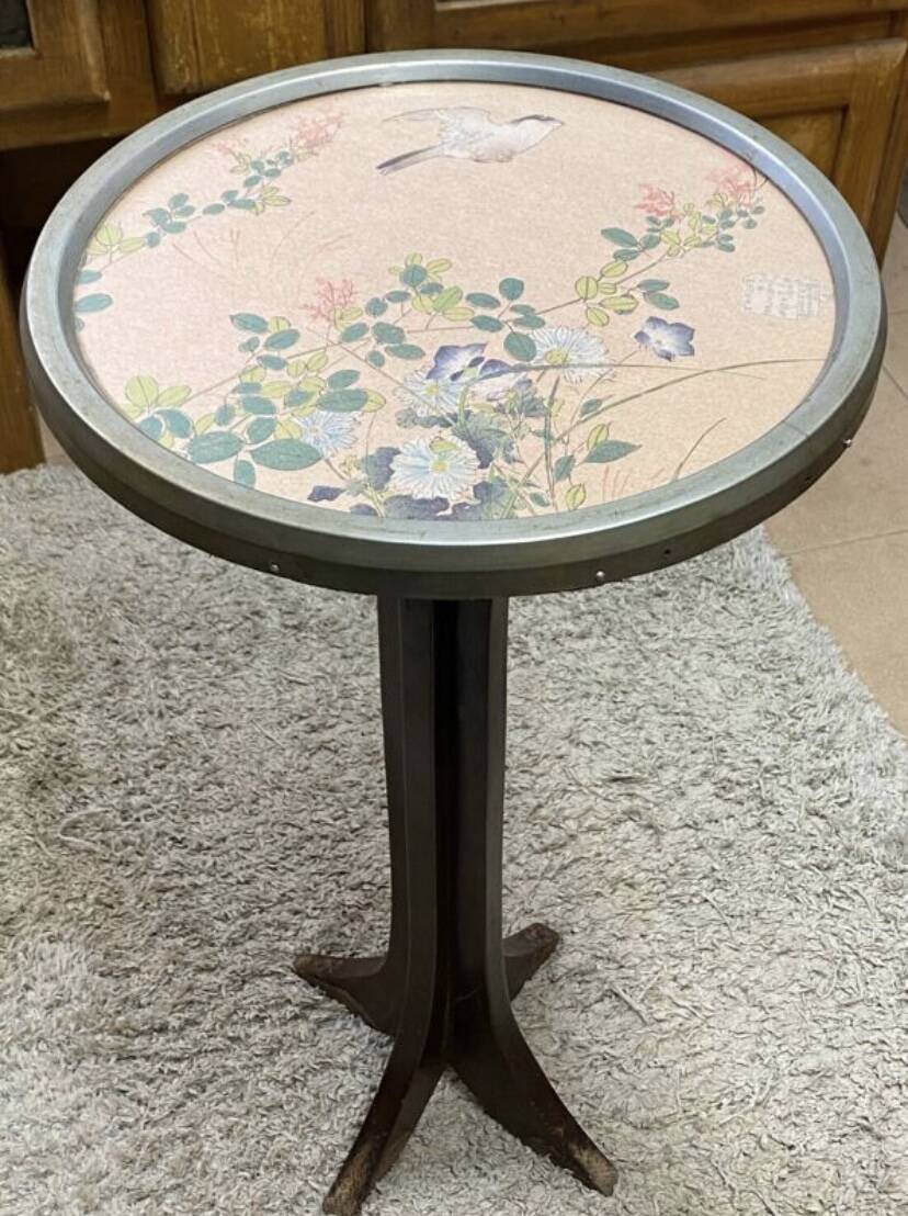 Vintage wooden pedestal table