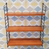 String of nisse strinning shelf